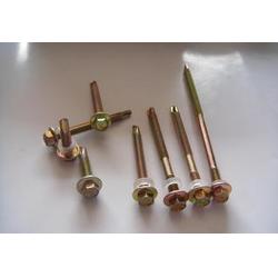 成都鉆尾螺栓與順源廠家 沉頭鉆尾螺栓的應用與優(yōu)勢